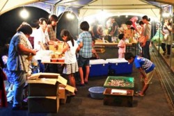 v006001002)夏祭り会場a.jpg