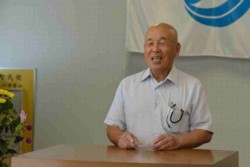 v006001011)敬老会区長挨拶.jpg