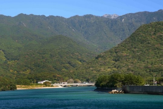 x001002001栗生川から山々.jpg
