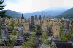 x003003001)栗生地区共同墓地.jpg