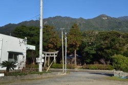 m_t003001002)地区の中心小島神社.jpg