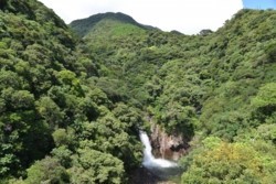 m_q001001011)竜神滝.jpg