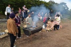 m_q002003024)振舞いサバ焼き.jpg