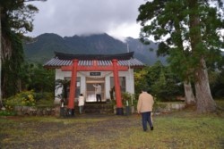 m_q002004007)弓矢八幡へ.jpg