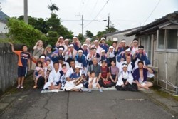 m_q003001015)15日庭もどし後一同.jpg