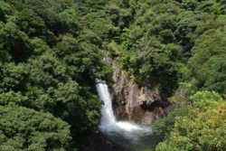m_q004002002)竜神滝.jpg