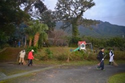 m_q005003008)年末清掃周辺緑地.jpg