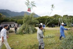 m_o002002010)鬼火焚き完成.jpg