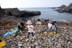 m_o005003011)海岸清掃②.jpg